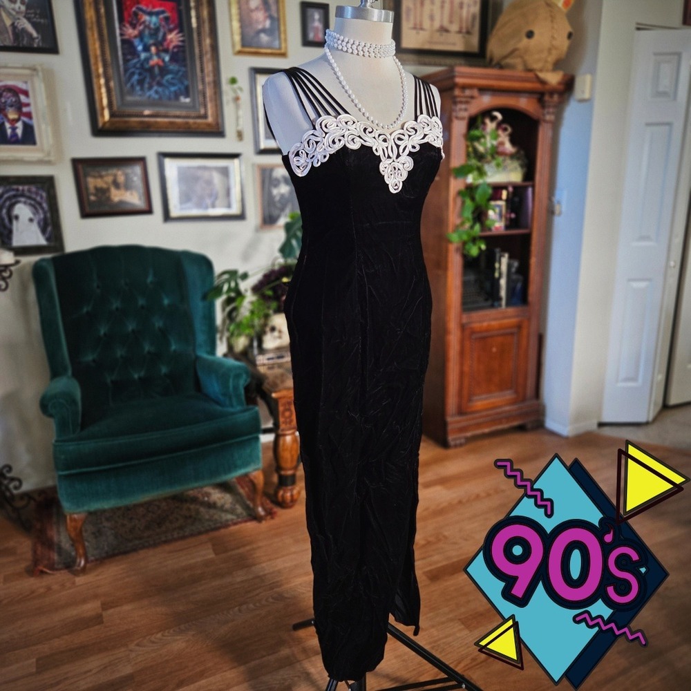 Vintage‎ 90s Jump Apparel Black Velvet Evening Gown Lace Strappy Formal Dress